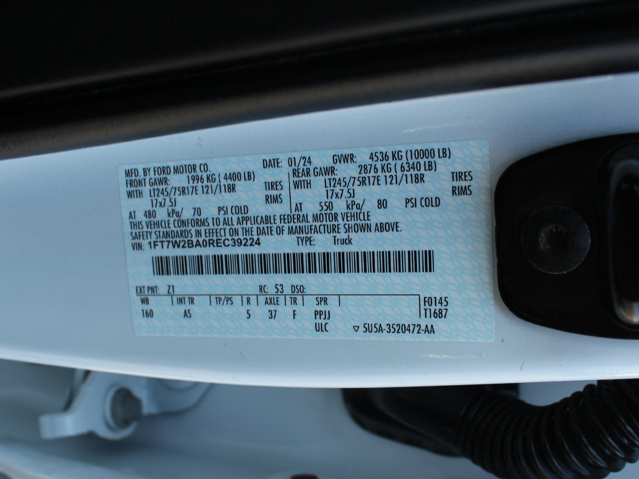 Used 2024 Ford F250 XL image 40