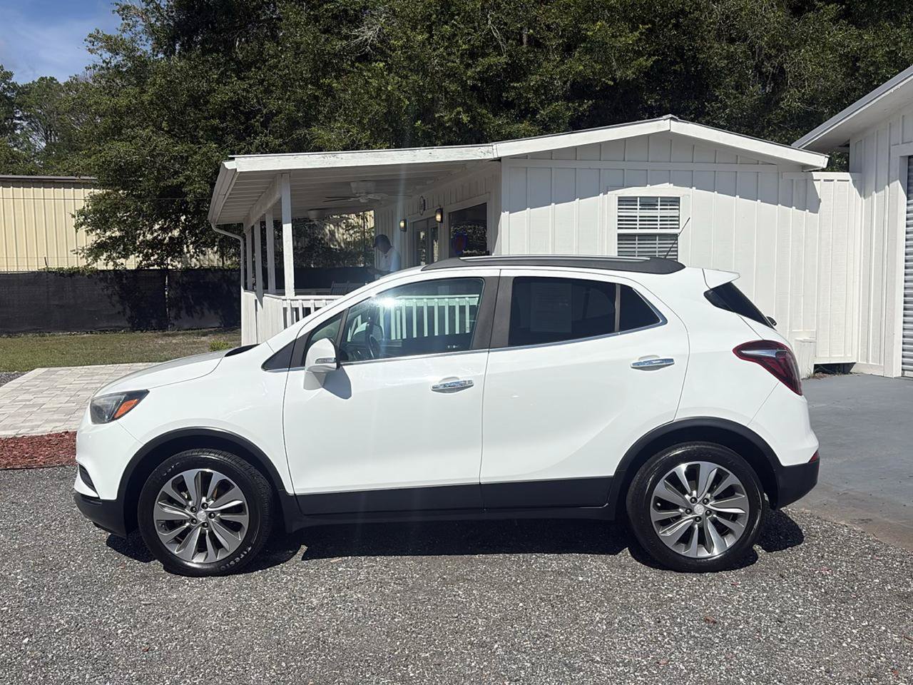 Used 2017 Buick Encore Preferred FWD image 9