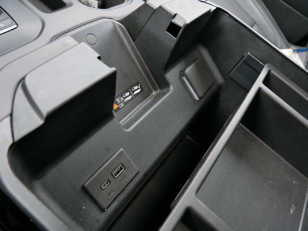 Used 2024 GMC Sierra 1500 Denali w/ Denali Reserve Package image 26