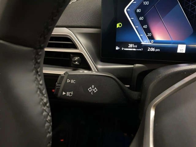 Used 2025 BMW 430i Convertible RWD image 76