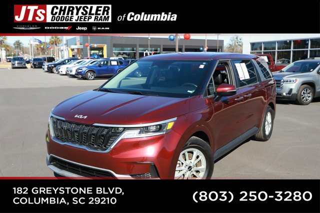 Used 2024 Kia Carnival LX image 1