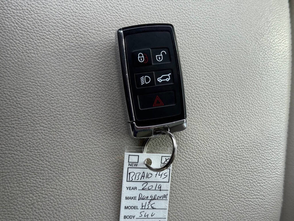 Used 2019 Land Rover Range Rover image 15