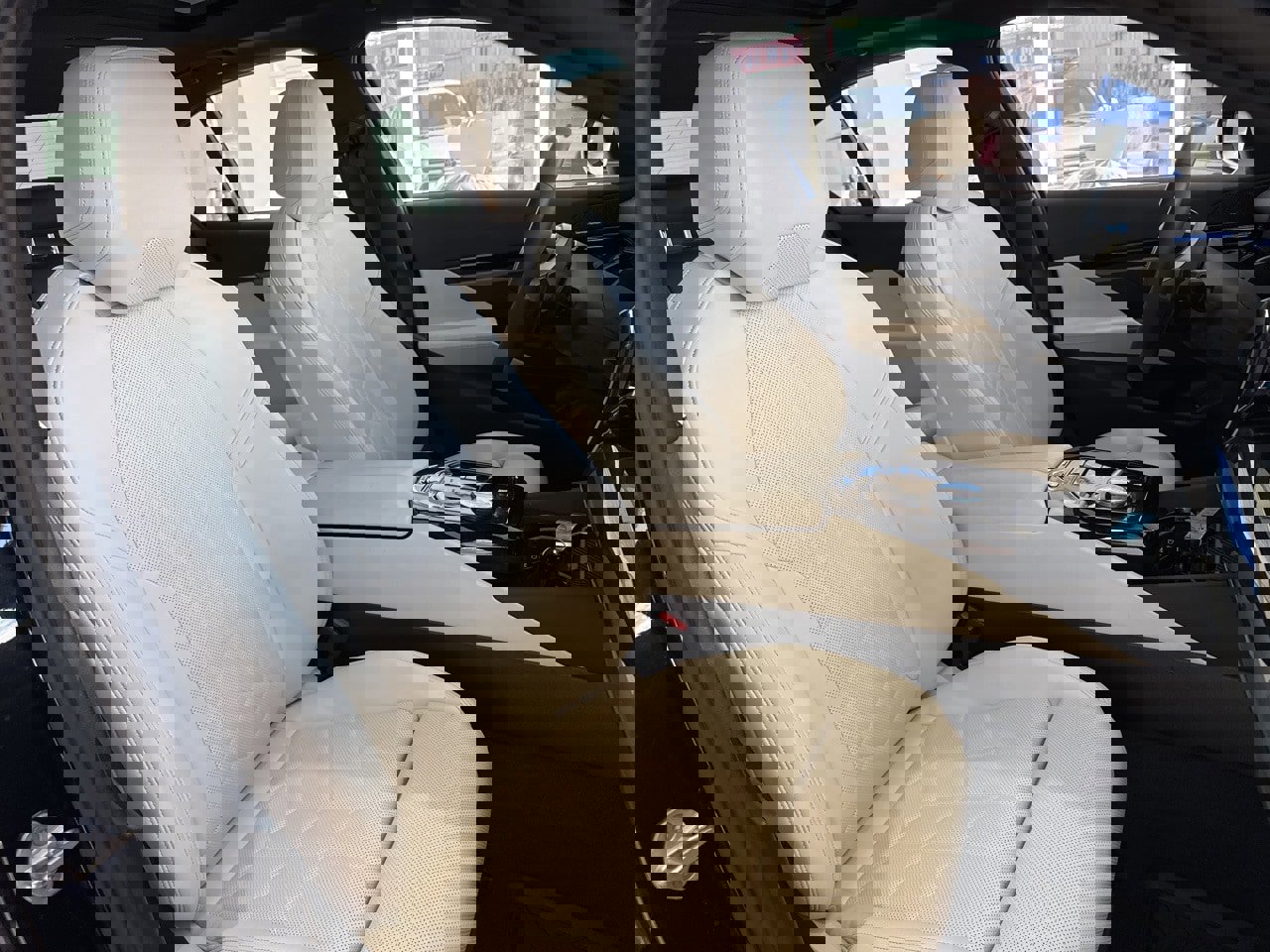 Certified 2025 BMW 530i xDrive 530i xDrive w/ Premium Package image 54