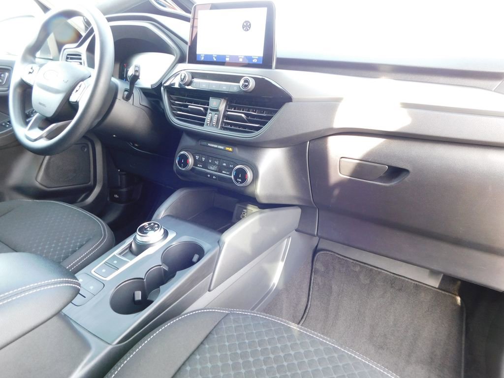 Used 2025 Ford Escape Active image 17