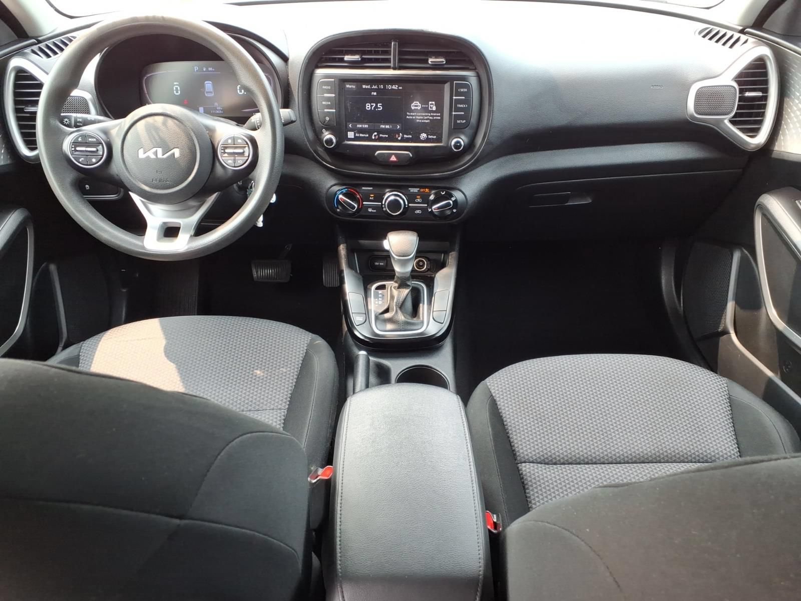 Used 2023 Kia Soul LX FWD image 10