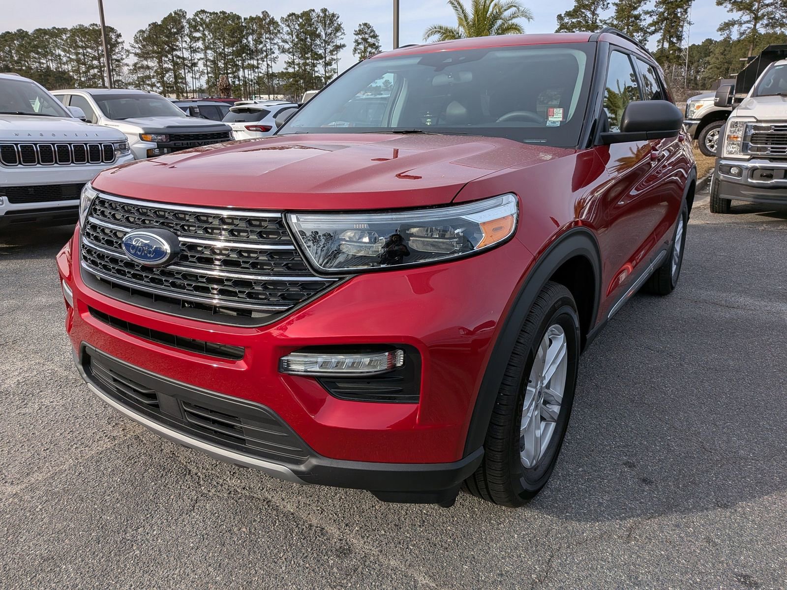 Certified 2023 Ford Explorer XLT w/ Equipment Group 202A image 8