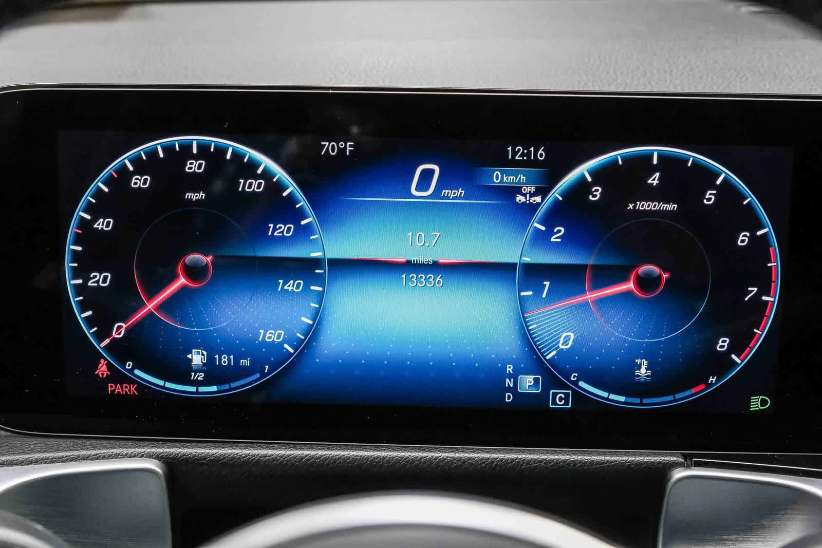Certified 2023 Mercedes-Benz GLB 250 image 30