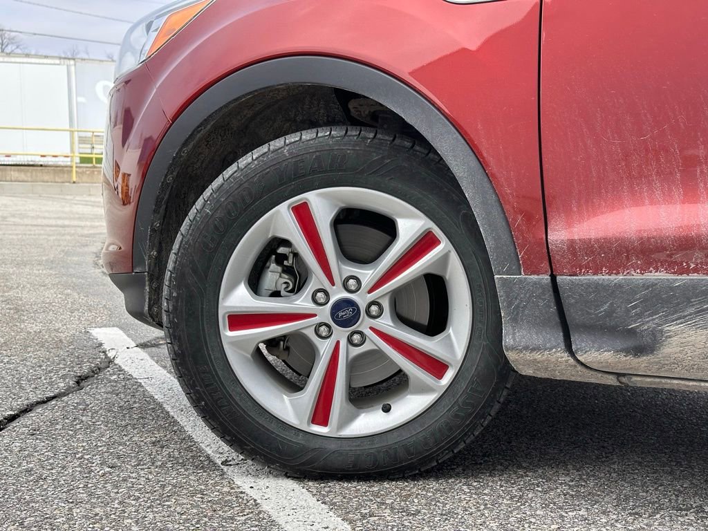 Used 2015 Ford Escape SE image 8
