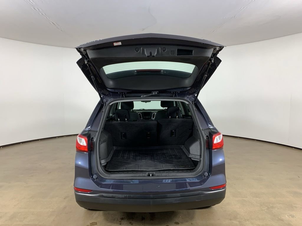 Used 2019 Chevrolet Equinox LS AWD/4WD image 12