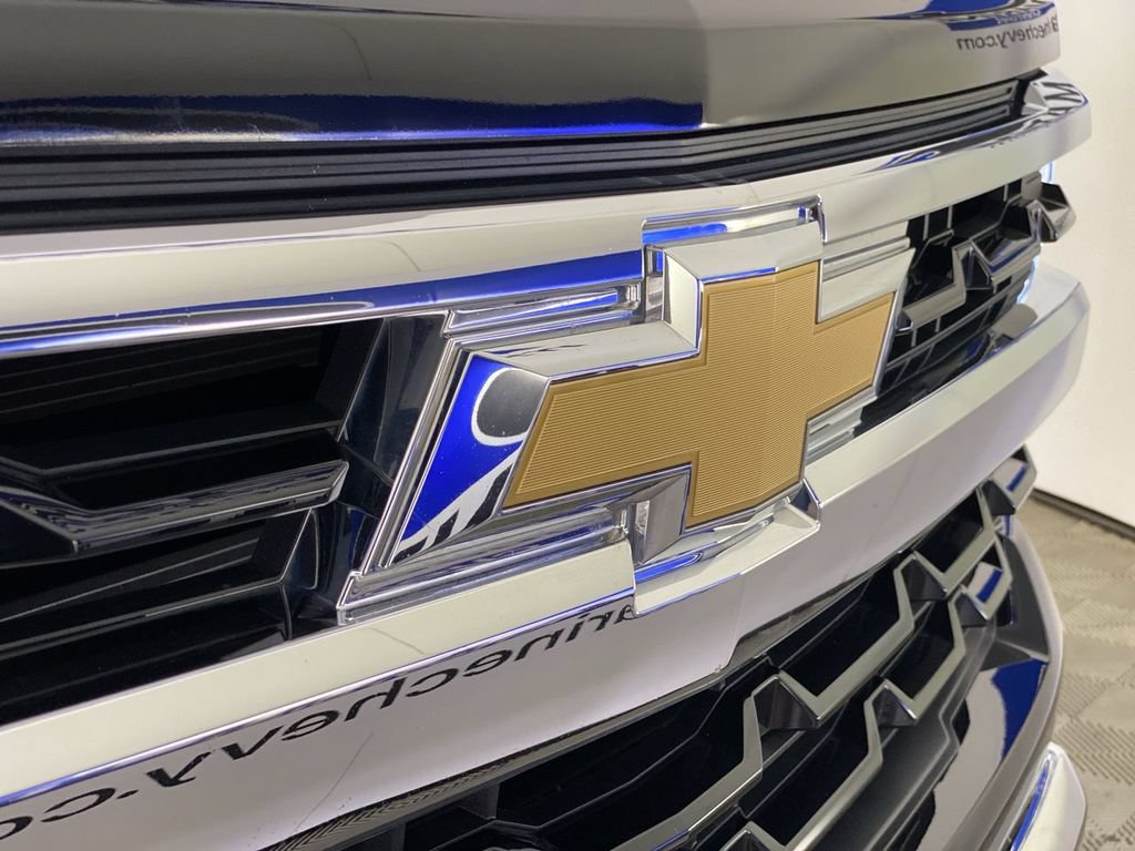 Used 2023 Chevrolet Silverado 1500 LT AWD/4WD image 36