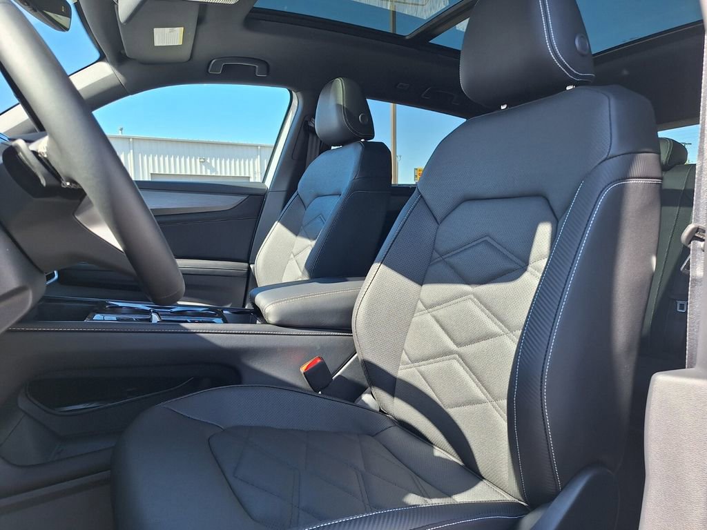 New 2026 Volkswagen Atlas Cross Sport SE image 20