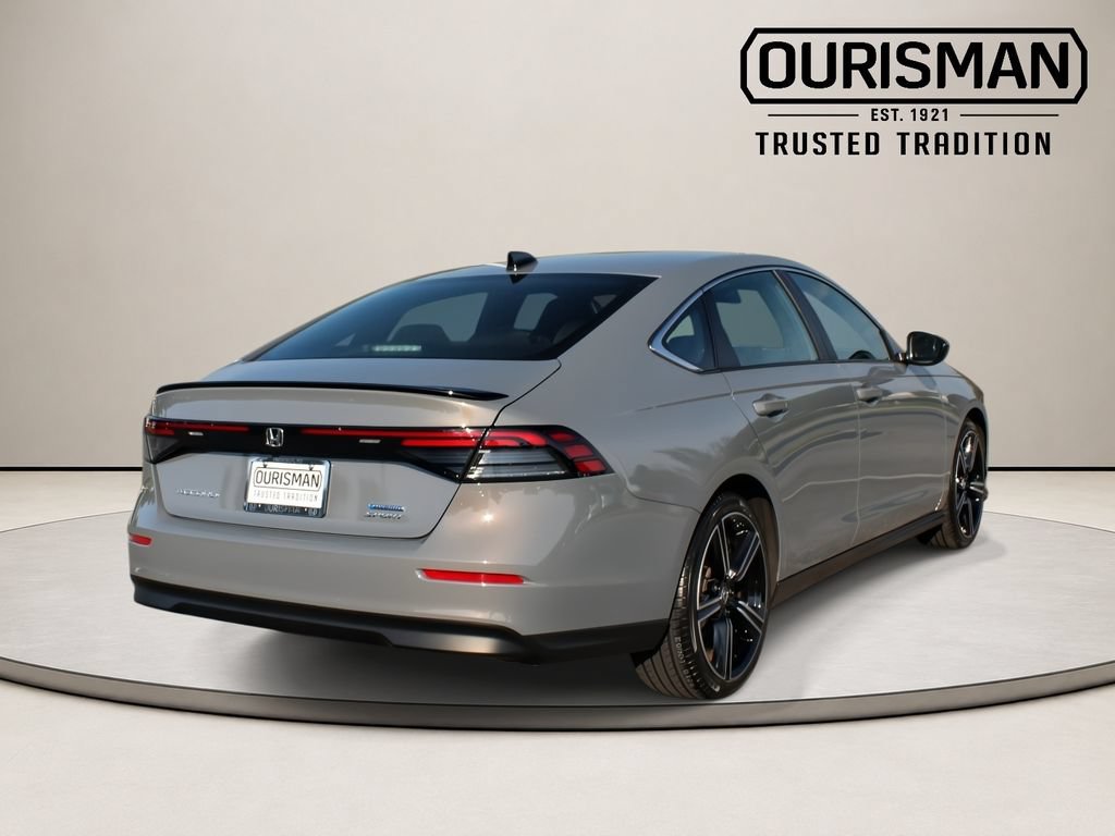 Used 2025 Honda Accord Sport image 9