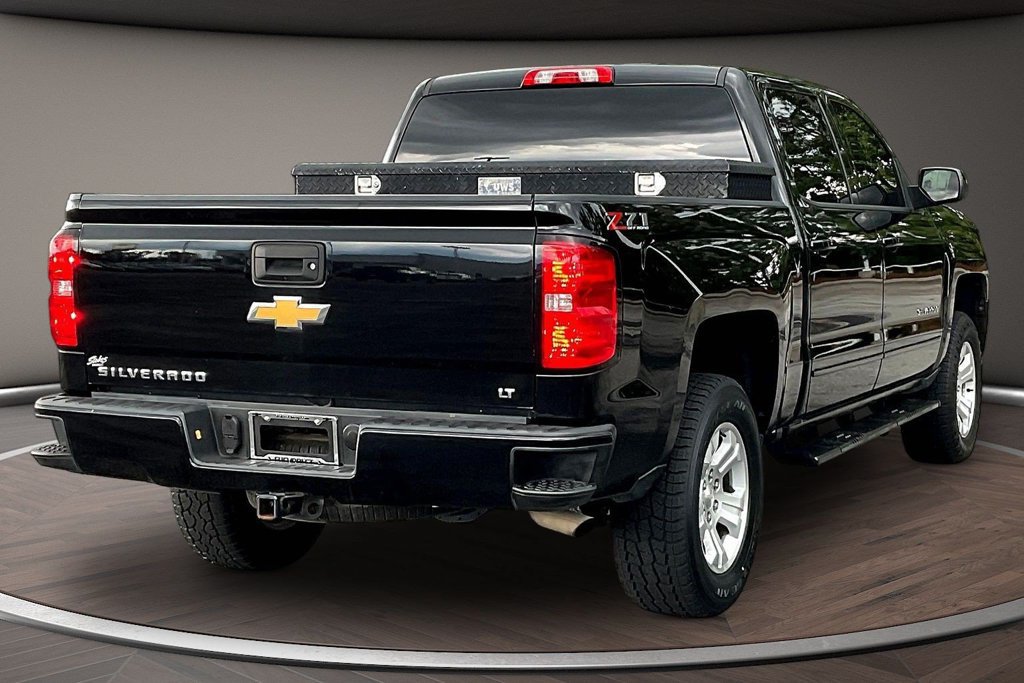 Used 2018 Chevrolet Silverado 1500 LT w/ All Star Edition AWD/4WD image 6