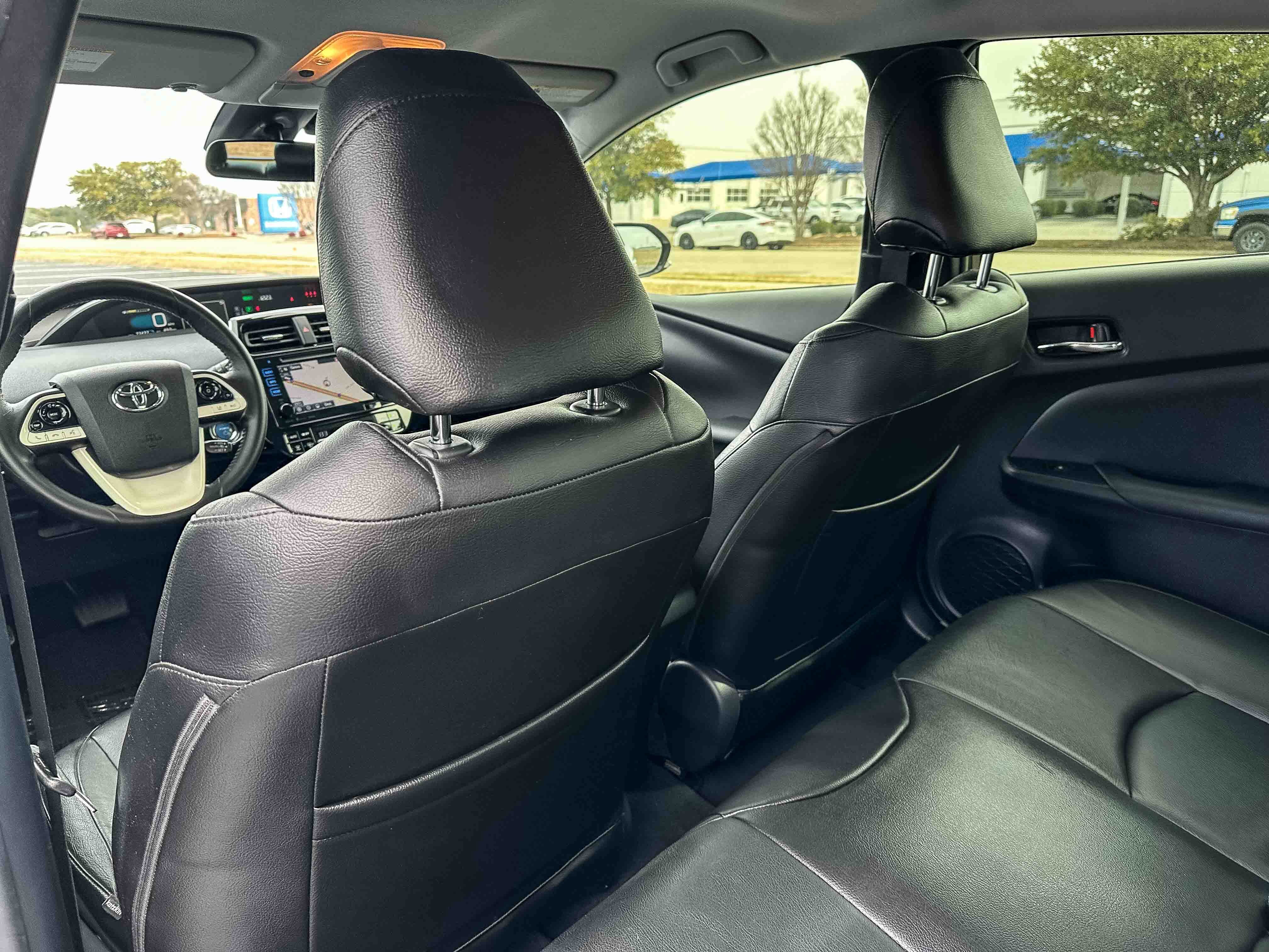 Used 2018 Toyota Prius Four image 17