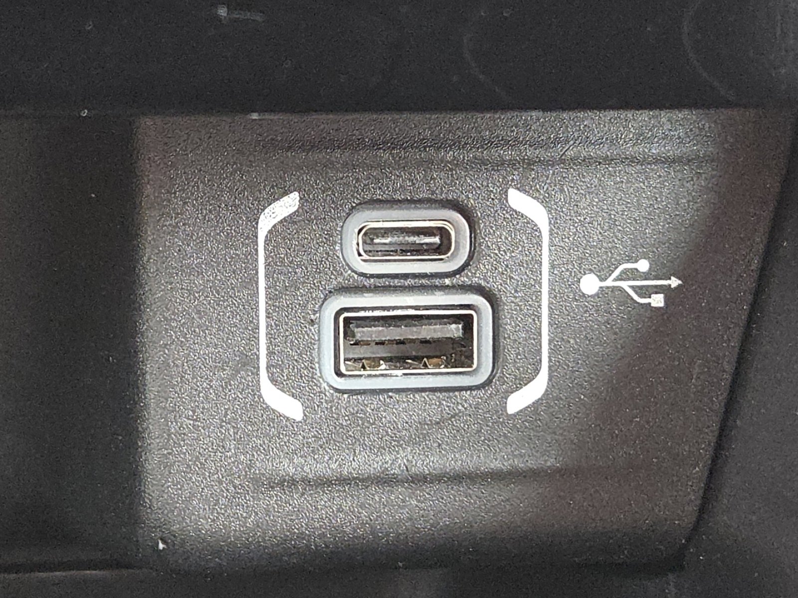 Used 2023 Jeep Compass Latitude w/ Convenience Group image 8