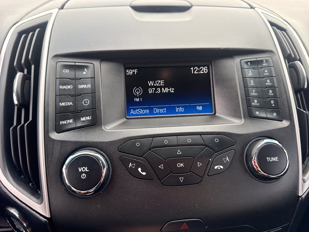 Used 2015 Ford Edge SEL FWD image 29
