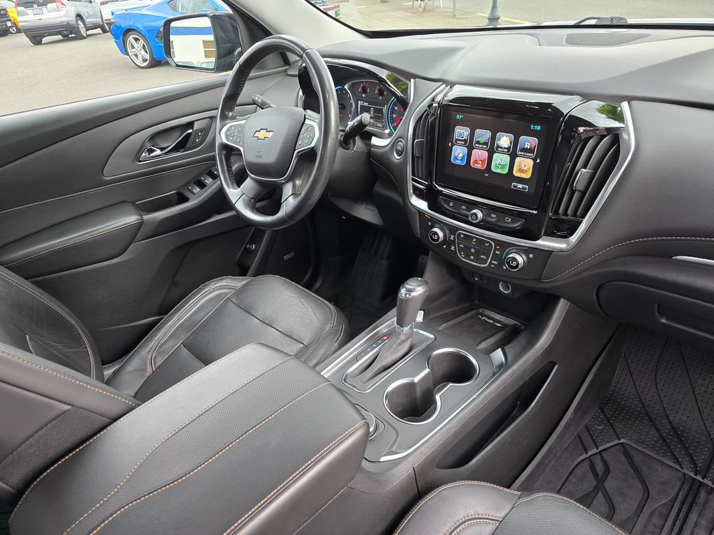 Used 2019 Chevrolet Traverse Premier w/ Redline Edition FWD image 11