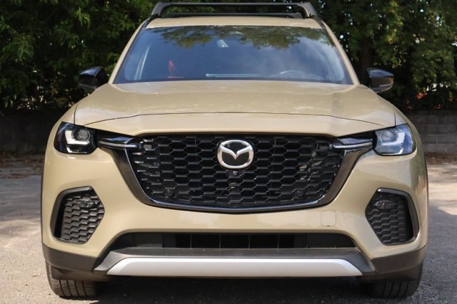 Used 2025 MAZDA CX-70 Plug-In Hybrid w/ Premium Plus image 2