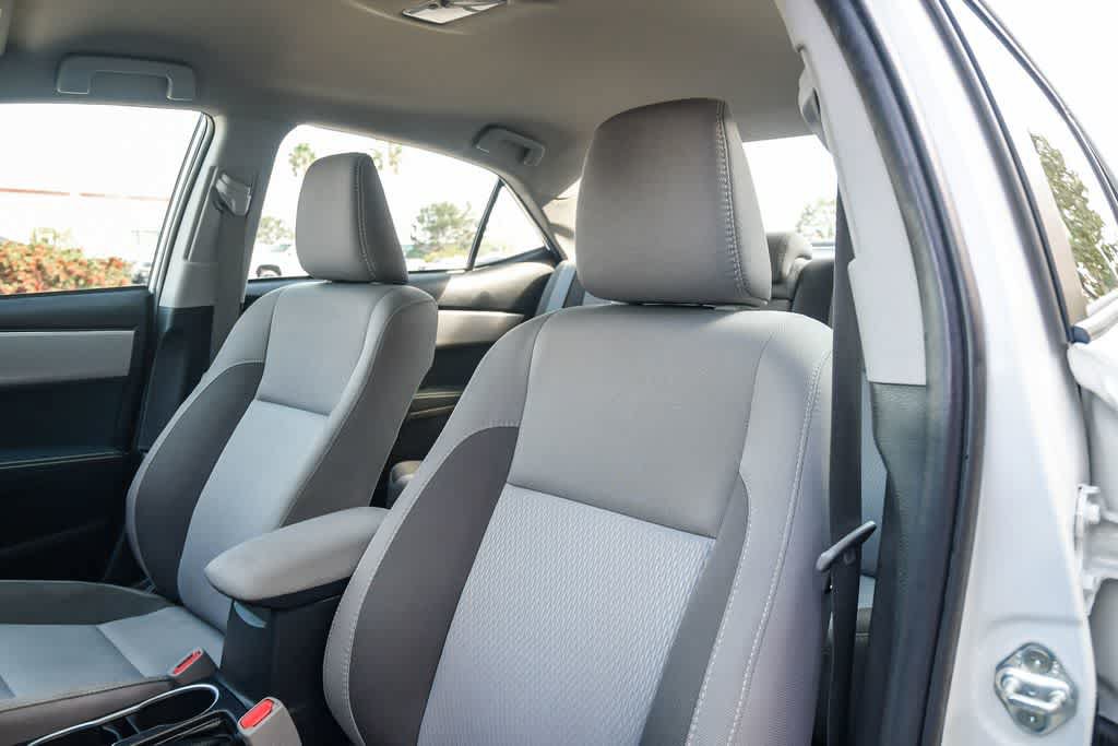 Used 2017 Toyota Corolla LE FWD image 17