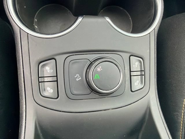Used 2018 GMC Terrain SLE w/ Driver Convenience Package FWD image 21