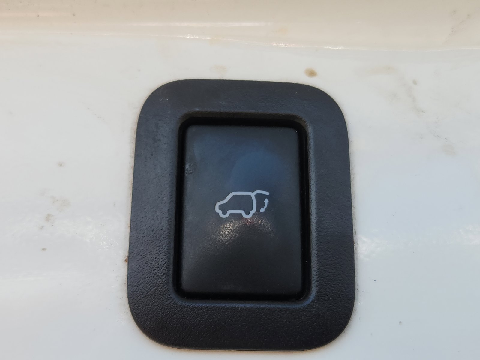 Used 2016 Toyota Highlander XLE FWD image 9