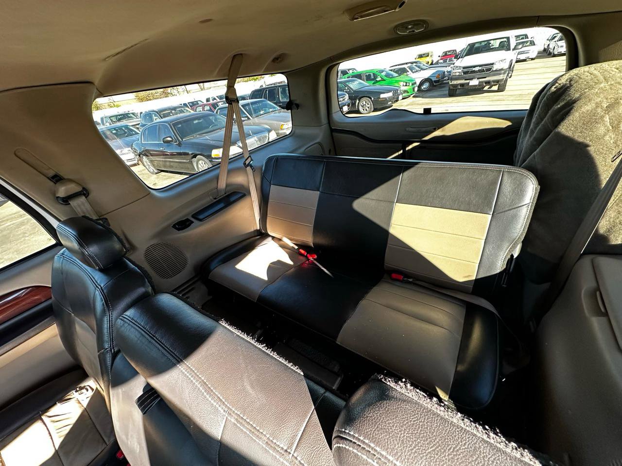 Used 2005 Ford Excursion Eddie Bauer image 40