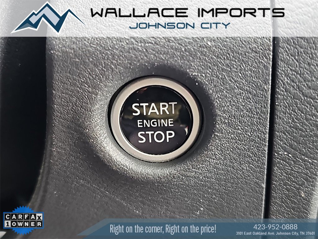 Used 2024 Nissan Frontier SL image 29