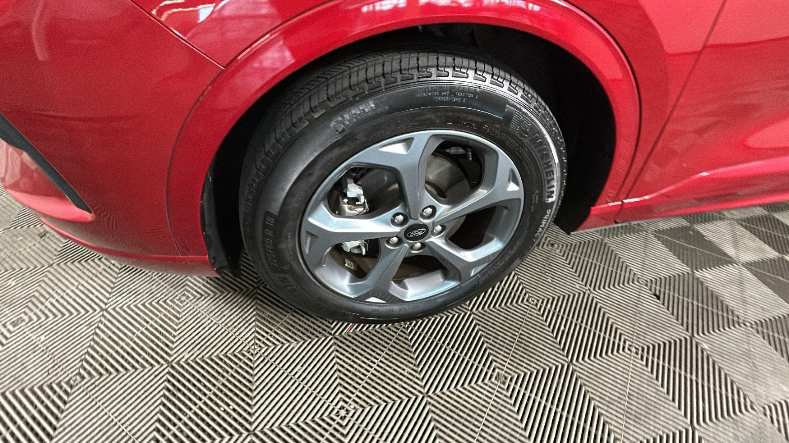 Used 2024 Ford Escape ST-Line w/ Tech Pack #1 FWD image 11