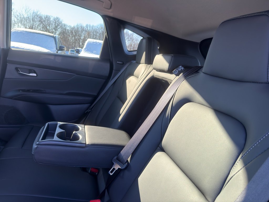 Used 2025 Nissan Murano SV image 34