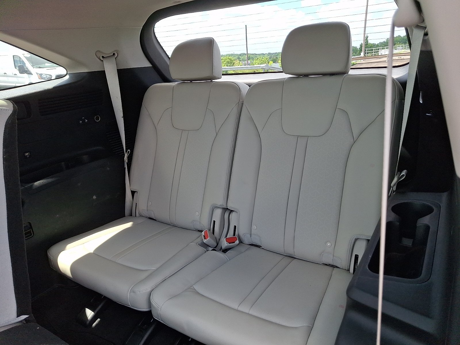 Used 2021 Kia Sorento S w/ Panoramic Sunroof Package FWD image 10