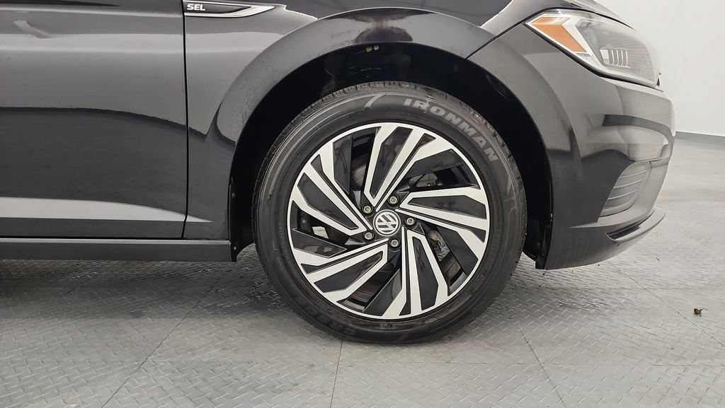 Used 2020 Volkswagen Jetta SEL FWD image 24