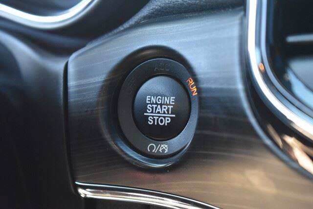 Used 2022 Jeep Grand Cherokee Limited AWD/4WD image 34