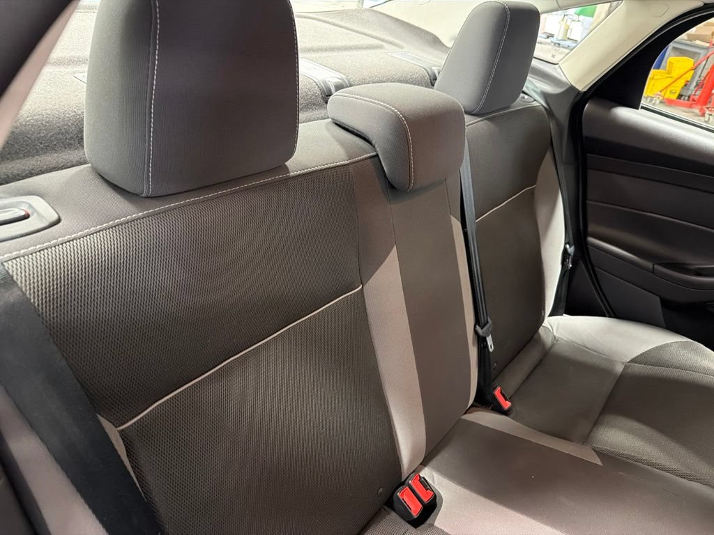 Used 2014 Ford Focus SE w/ SE Winter Package FWD image 10