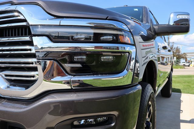 Used 2025 RAM 2500 Laramie image 7