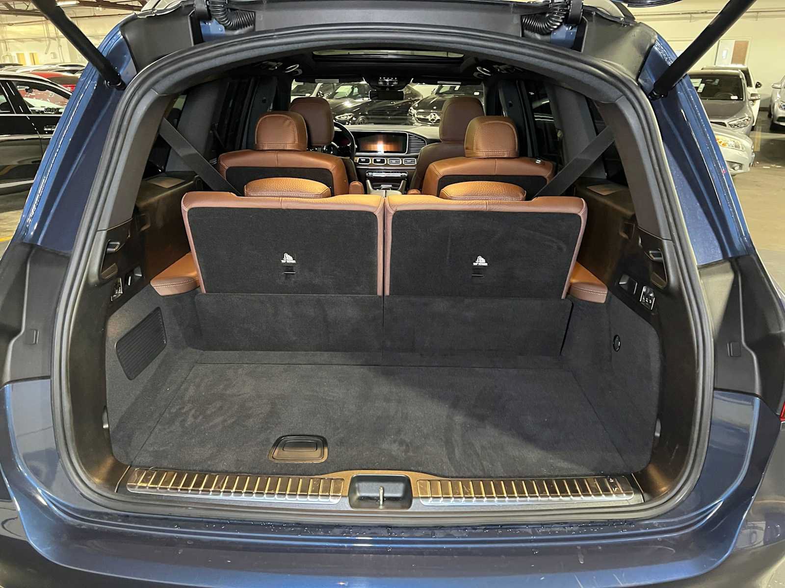 Certified 2024 Mercedes-Benz GLS 450 4MATIC image 16