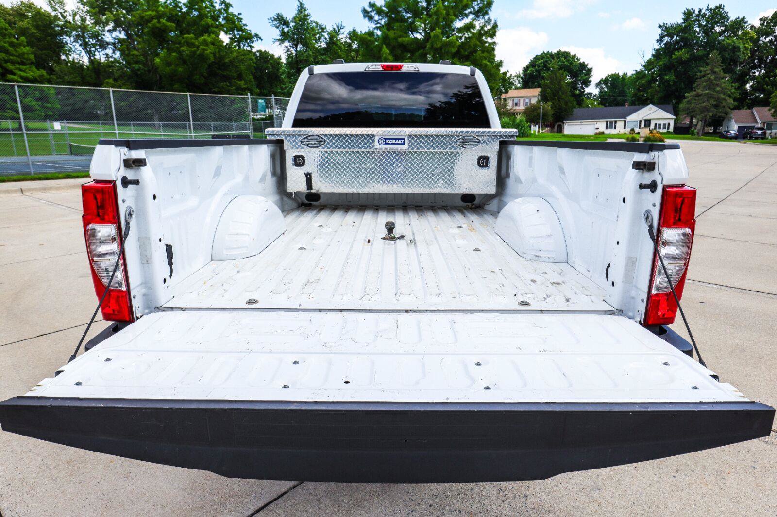 Used 2022 Ford F250 XL w/ STX Appearance Package AWD/4WD image 17