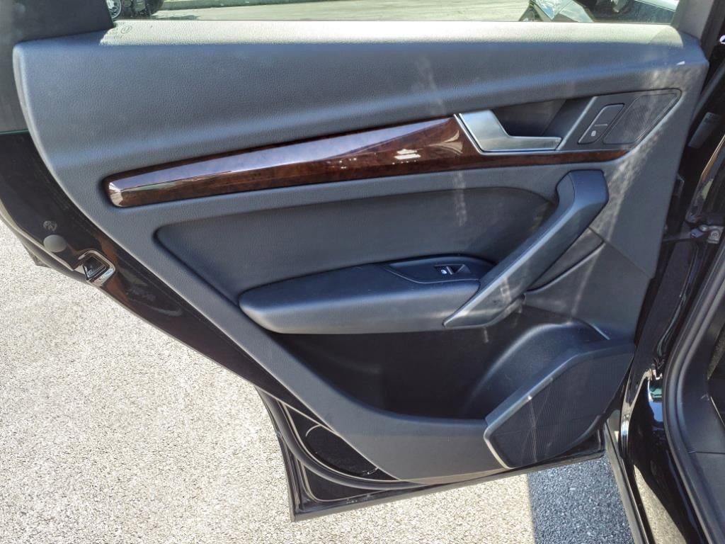 Used 2020 Audi Q5 2.0T Premium image 26