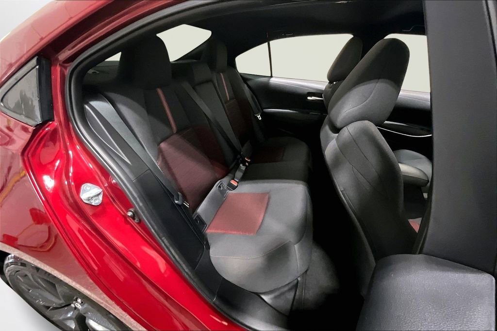 Used 2025 Toyota Corolla SE image 25