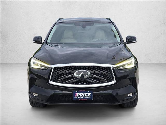 Used 2019 INFINITI QX50 Essential w/ Premium Heat Package FWD image 2