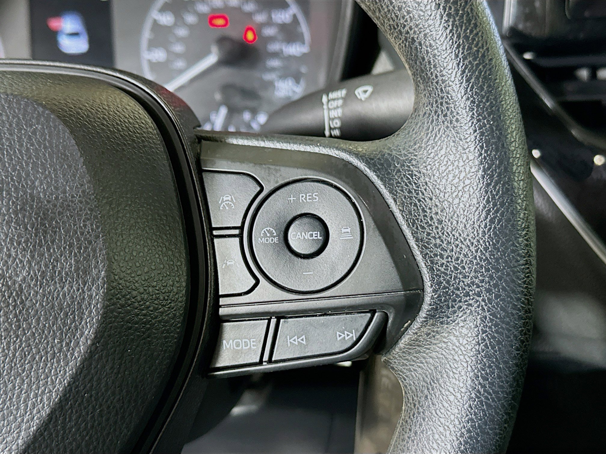 Used 2024 Toyota Corolla LE FWD image 17