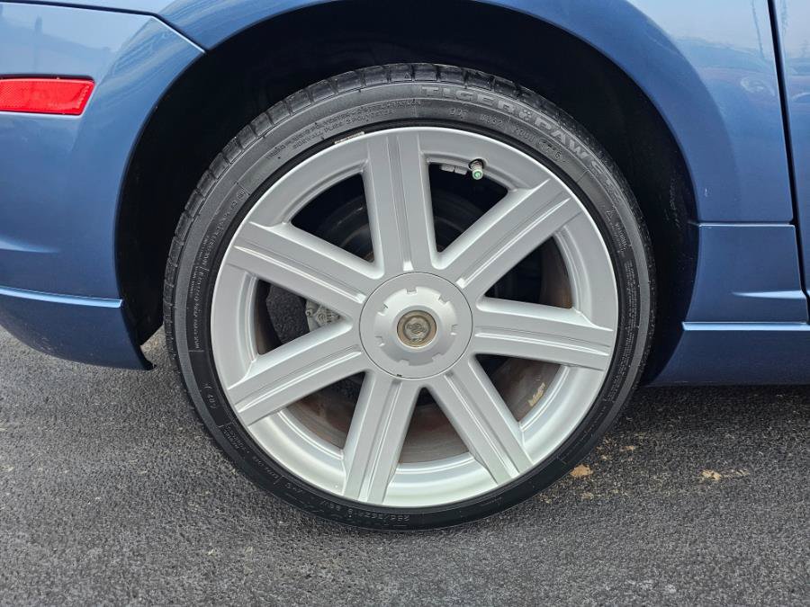 Used 2008 Chrysler Crossfire Limited RWD image 32