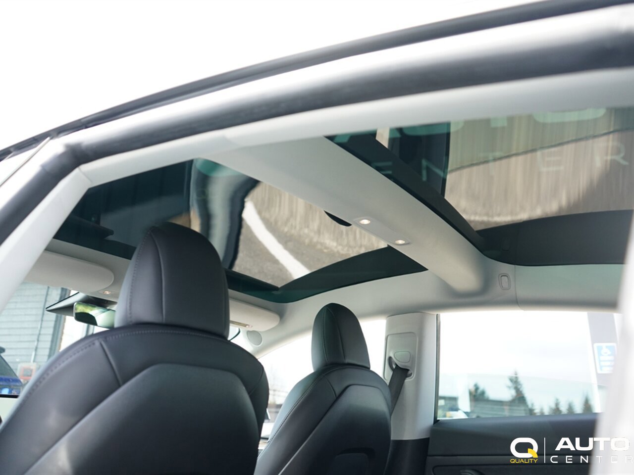 Used 2022 Tesla Model 3 image 23