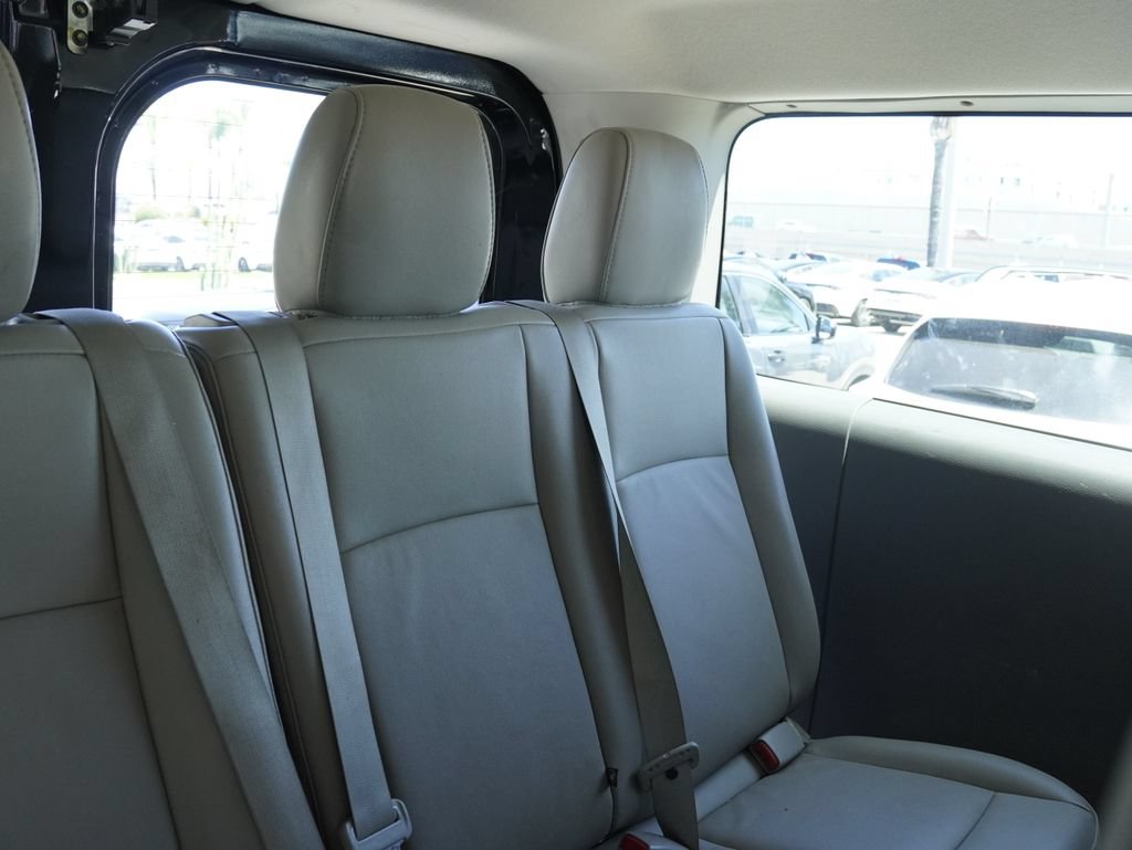 Used 2020 Nissan NV 3500 SL RWD image 26
