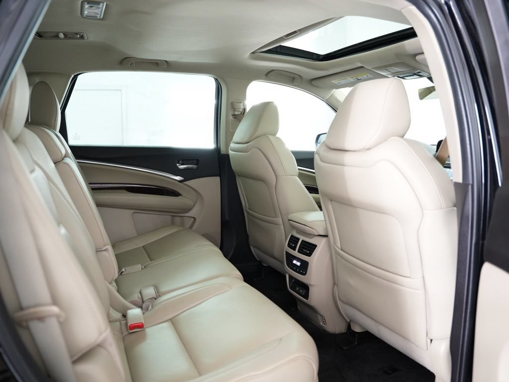 Used 2017 Acura MDX FWD image 42