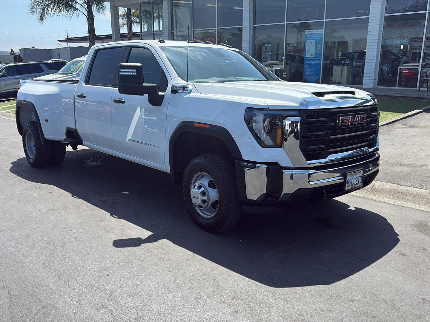 Used 2024 GMC Sierra 3500 Pro video 1