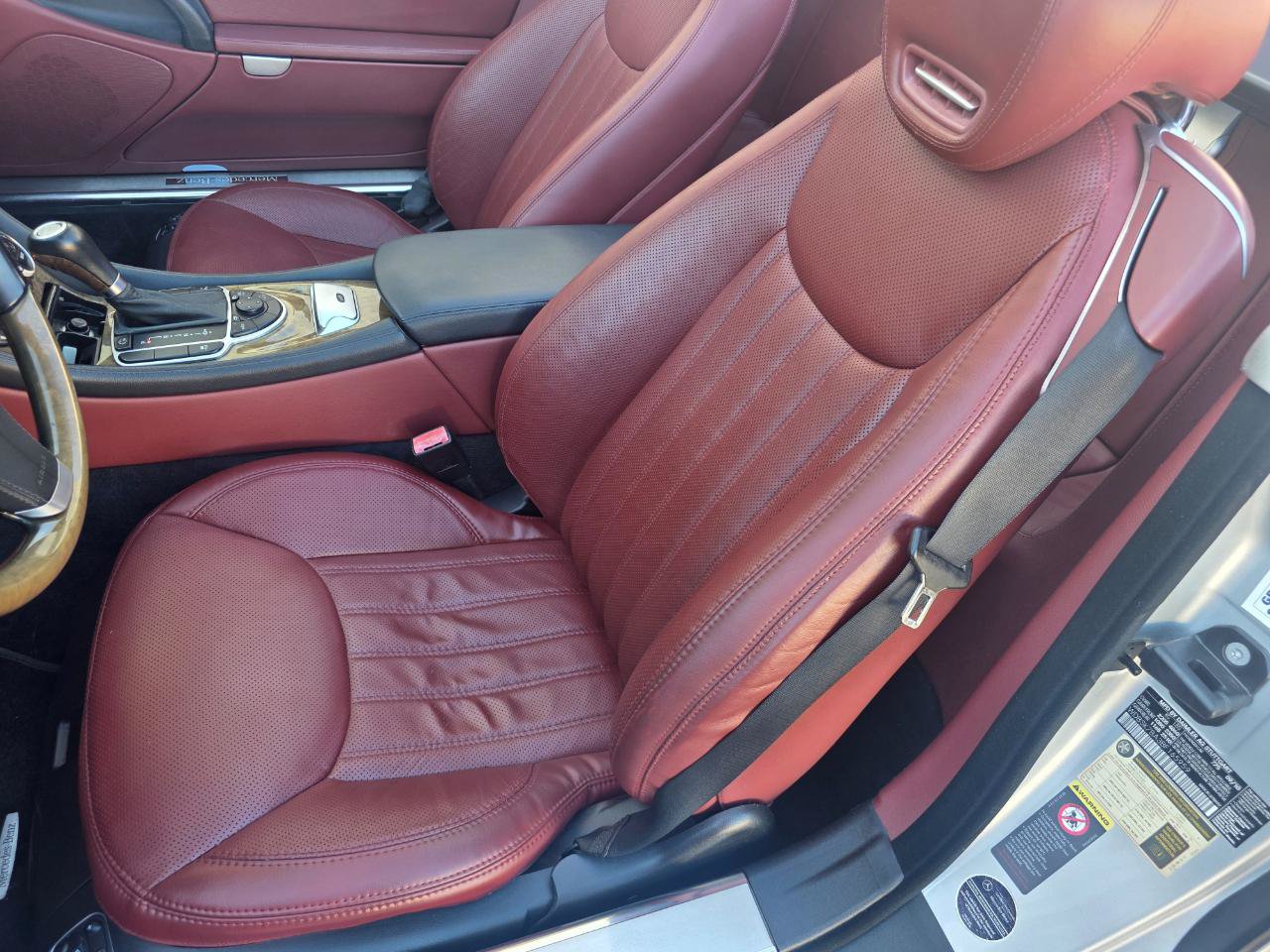 Used 2011 Mercedes-Benz SL 550 w/ Premium I Pkg image 31