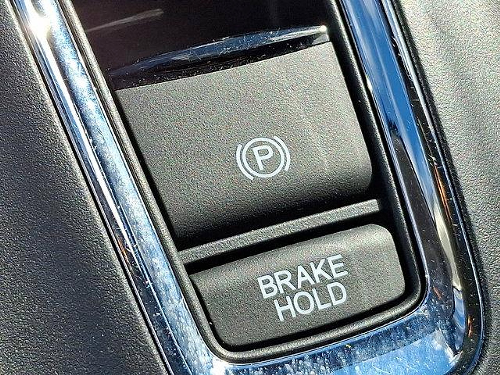 Used 2019 Honda HR-V Touring image 25