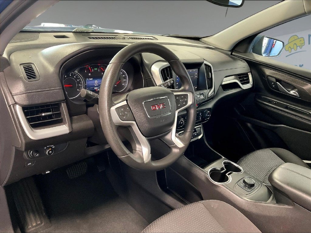 Used 2024 GMC Terrain SLE AWD/4WD image 8