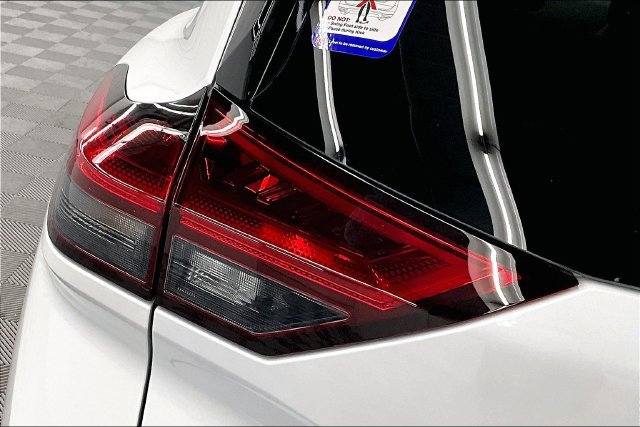 New 2025 Nissan Rogue Platinum w/ Tech Package AWD/4WD image 19