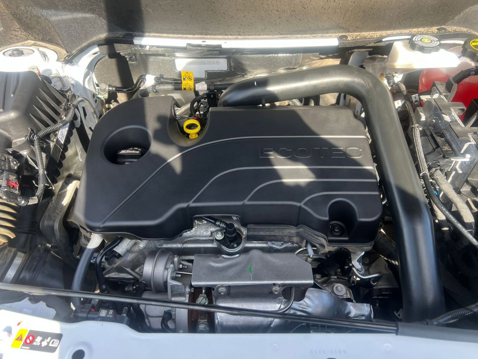 Used 2025 Chevrolet Equinox LT image 32